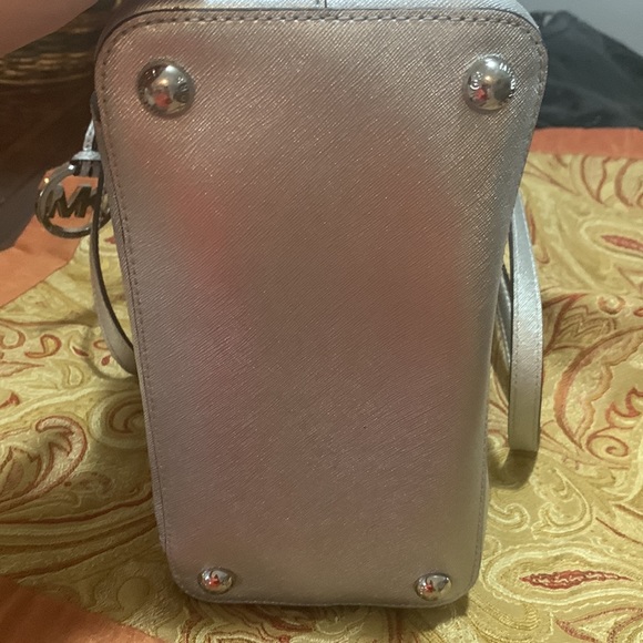 Michael Kors Silver Purse- Divided compartments. Roomie but not overly big! - Picture 8 of 9